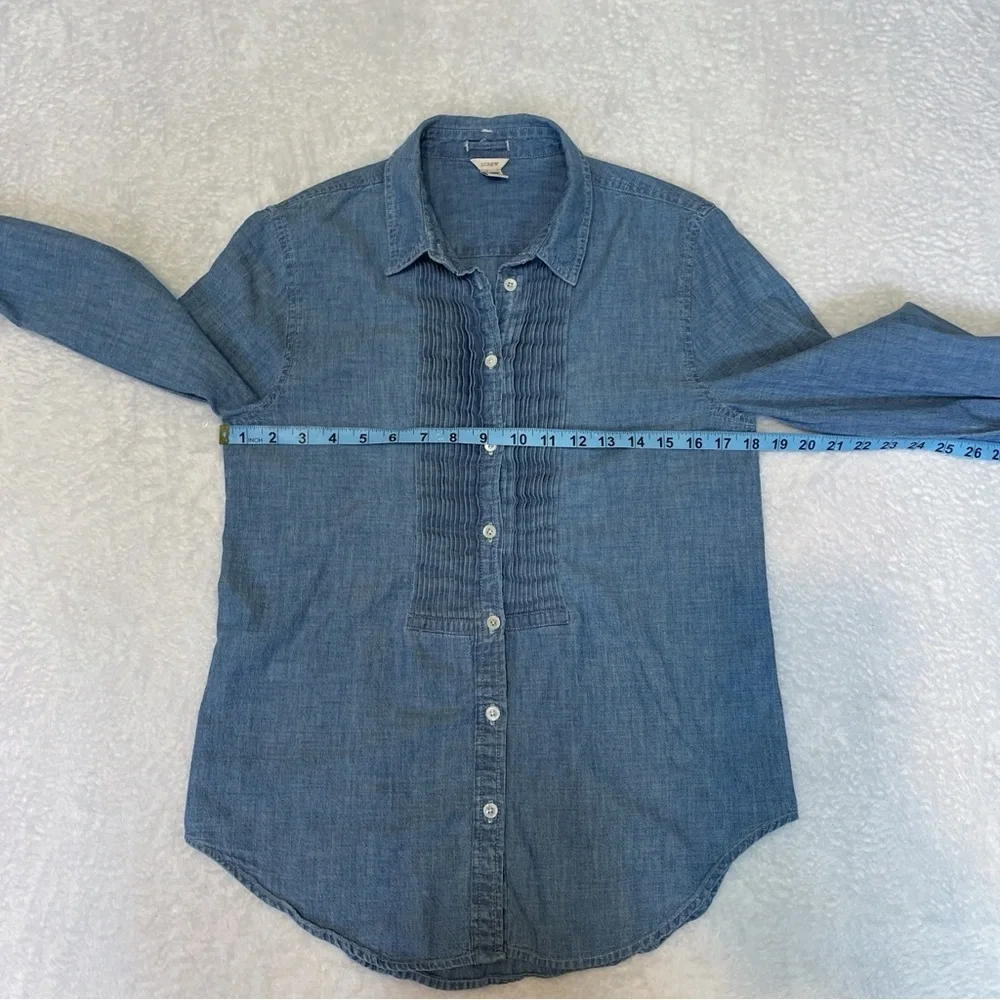 J. Crew 100% Cotton Chambray Tuxedo Pleat Button Down Shirt‎ Women’s 6